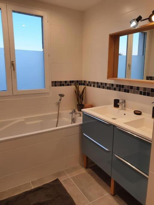 Appartement F3 Eurexpo Groupama Stadium Meyzieu Centre エクステリア 写真